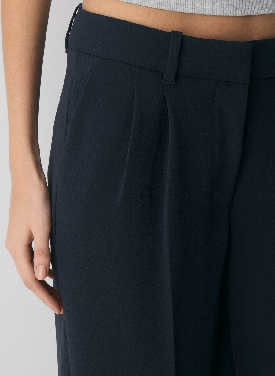 the effortless pant lo-rise - crepette dark night navy