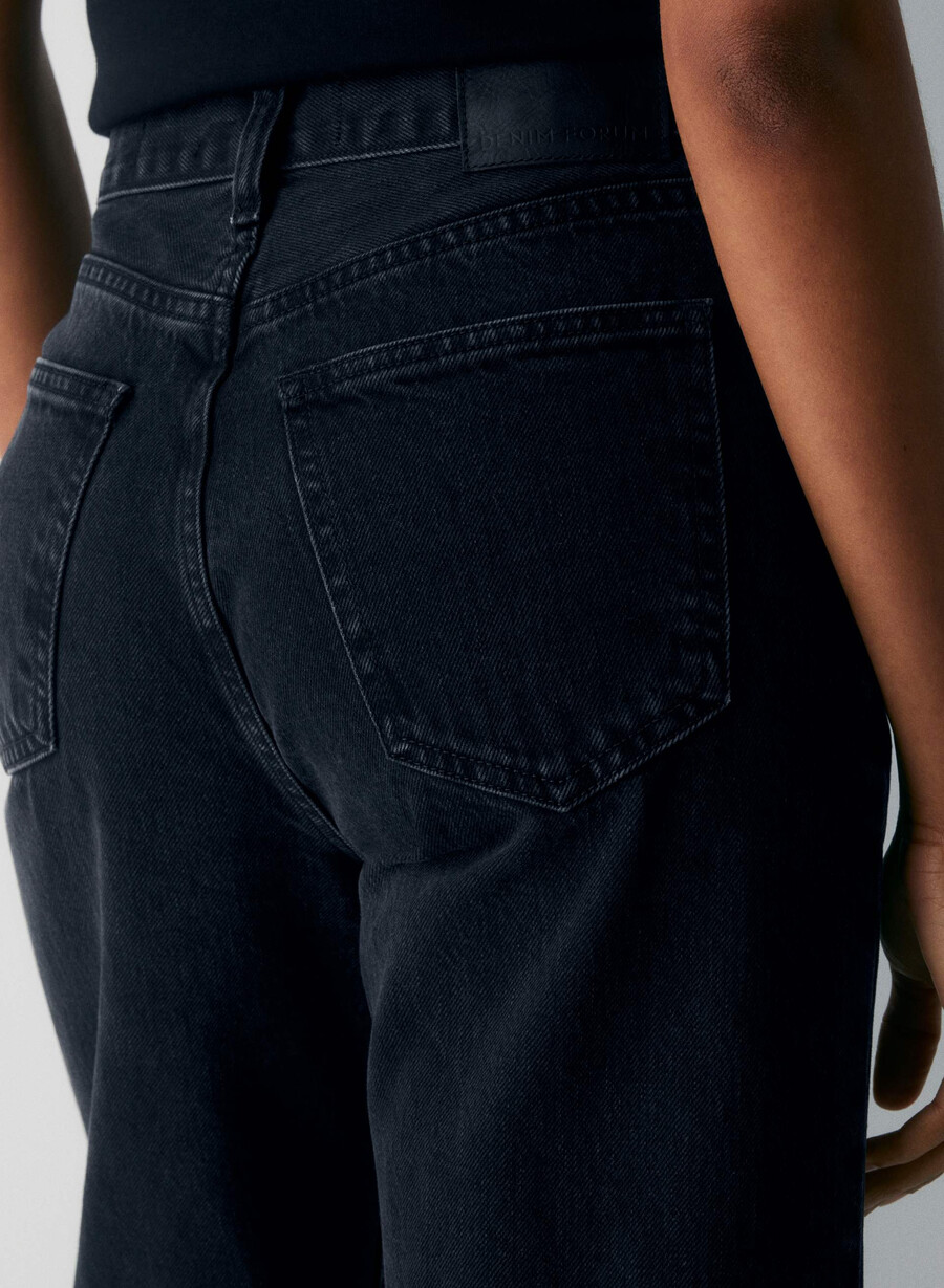denim forum the farrah hi-rise wide jean black eyeliner