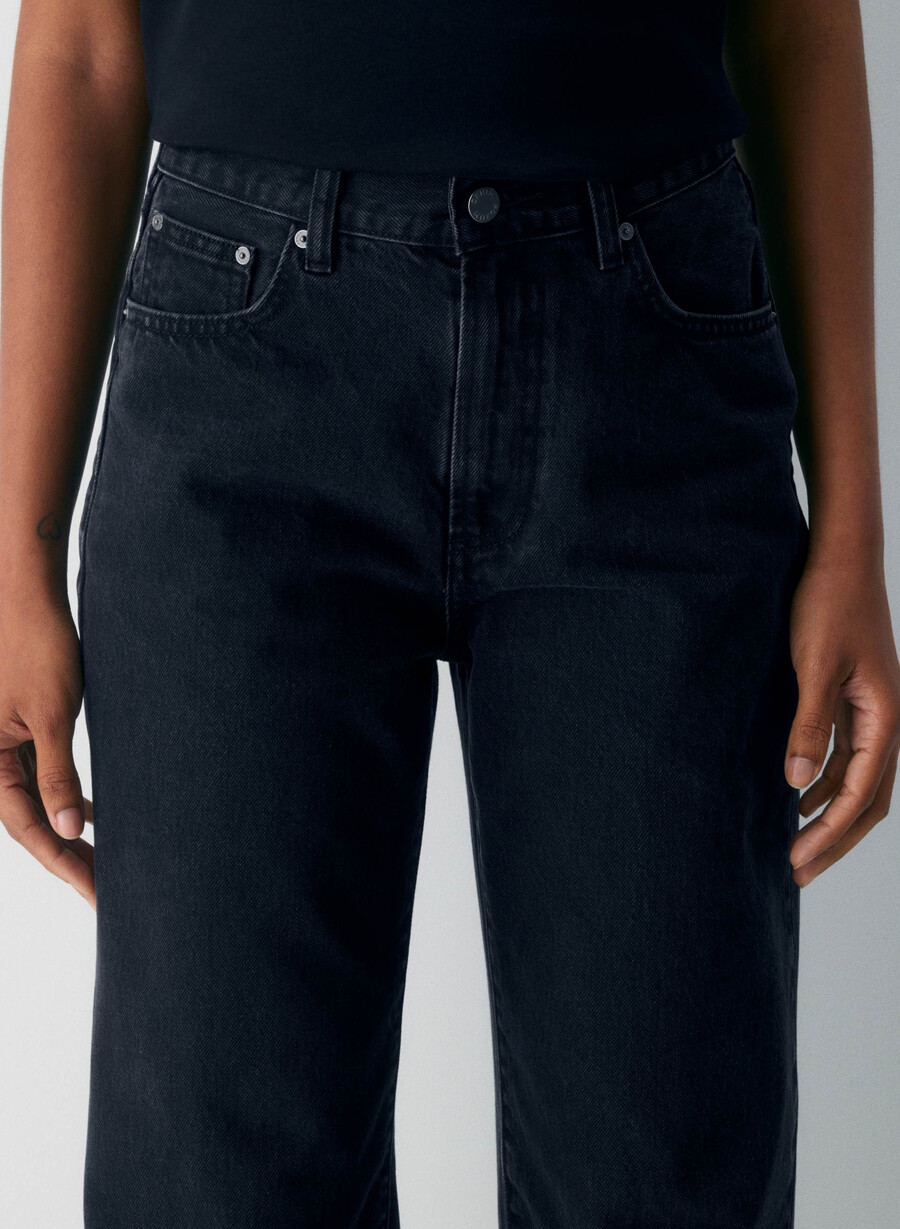 denim forum the farrah hi-rise wide jean black eyeliner