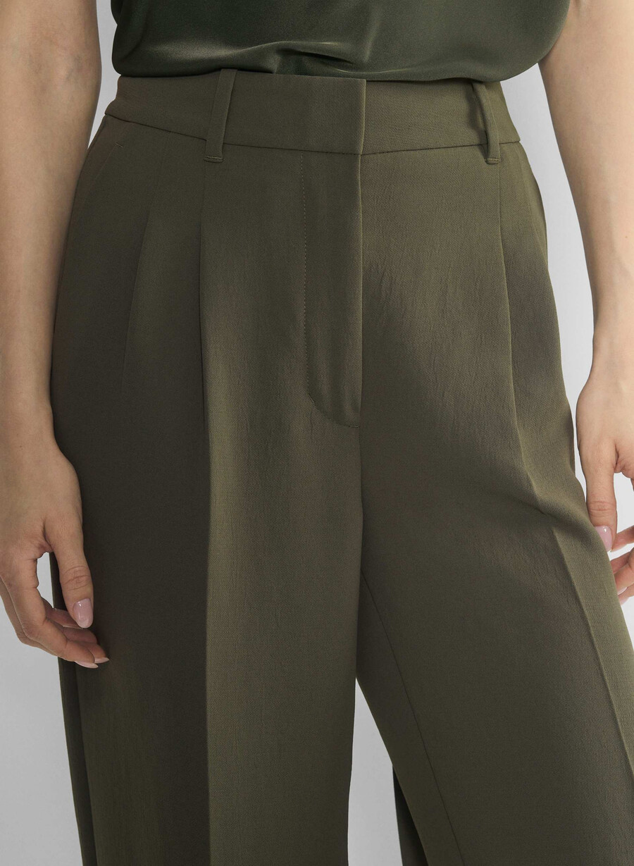 the effortless pant wider - crepette dark olive
