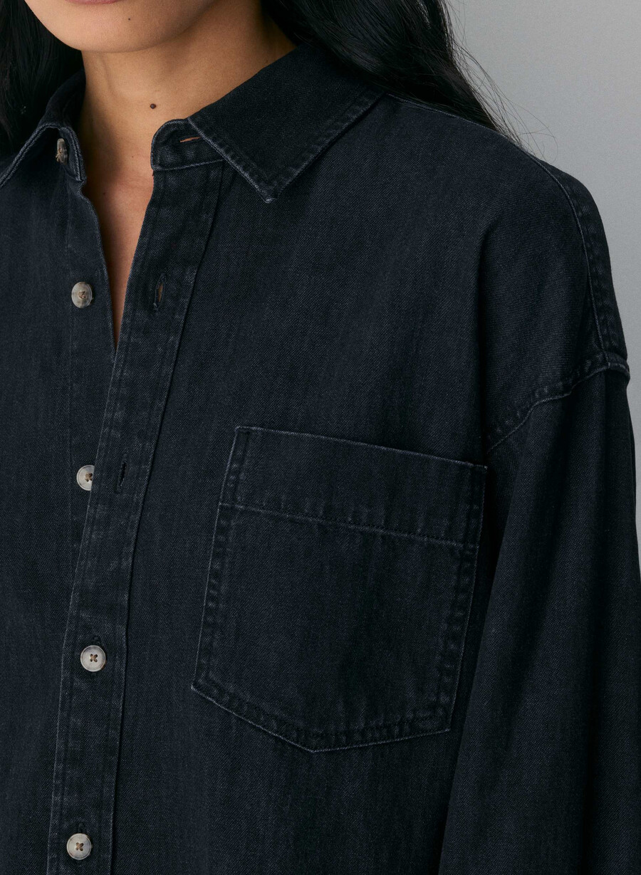 denim forum the 80s comfy denim shirt black eyeliner