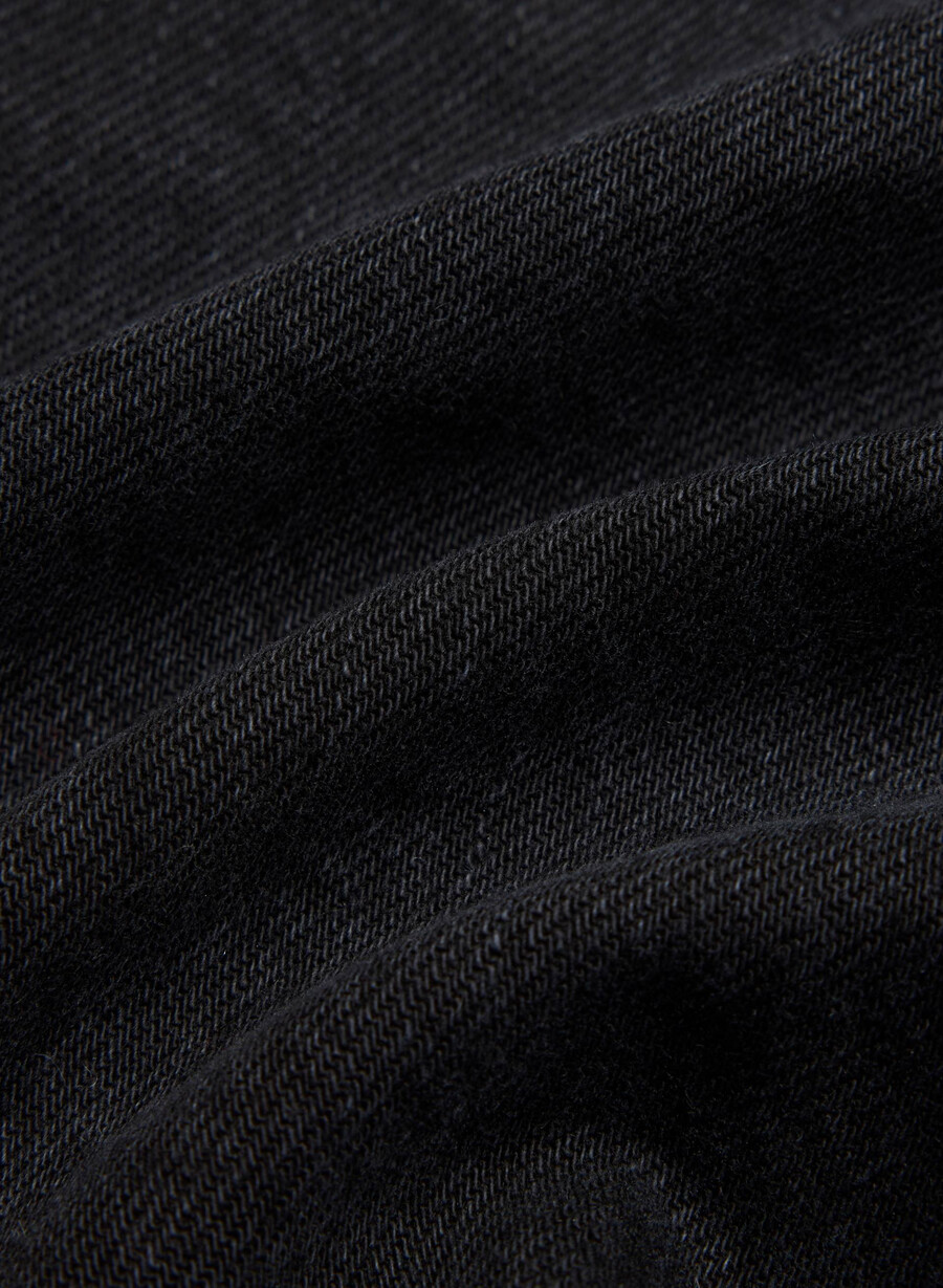 denim forum the 90s ricci denim skirt black eyeliner