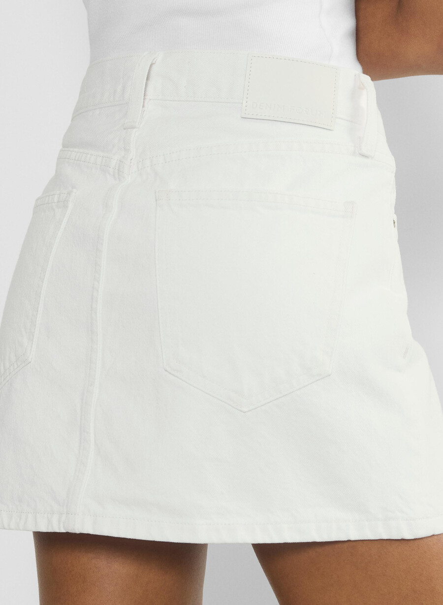 denim forum the 90s ricci denim skirt a little white lie