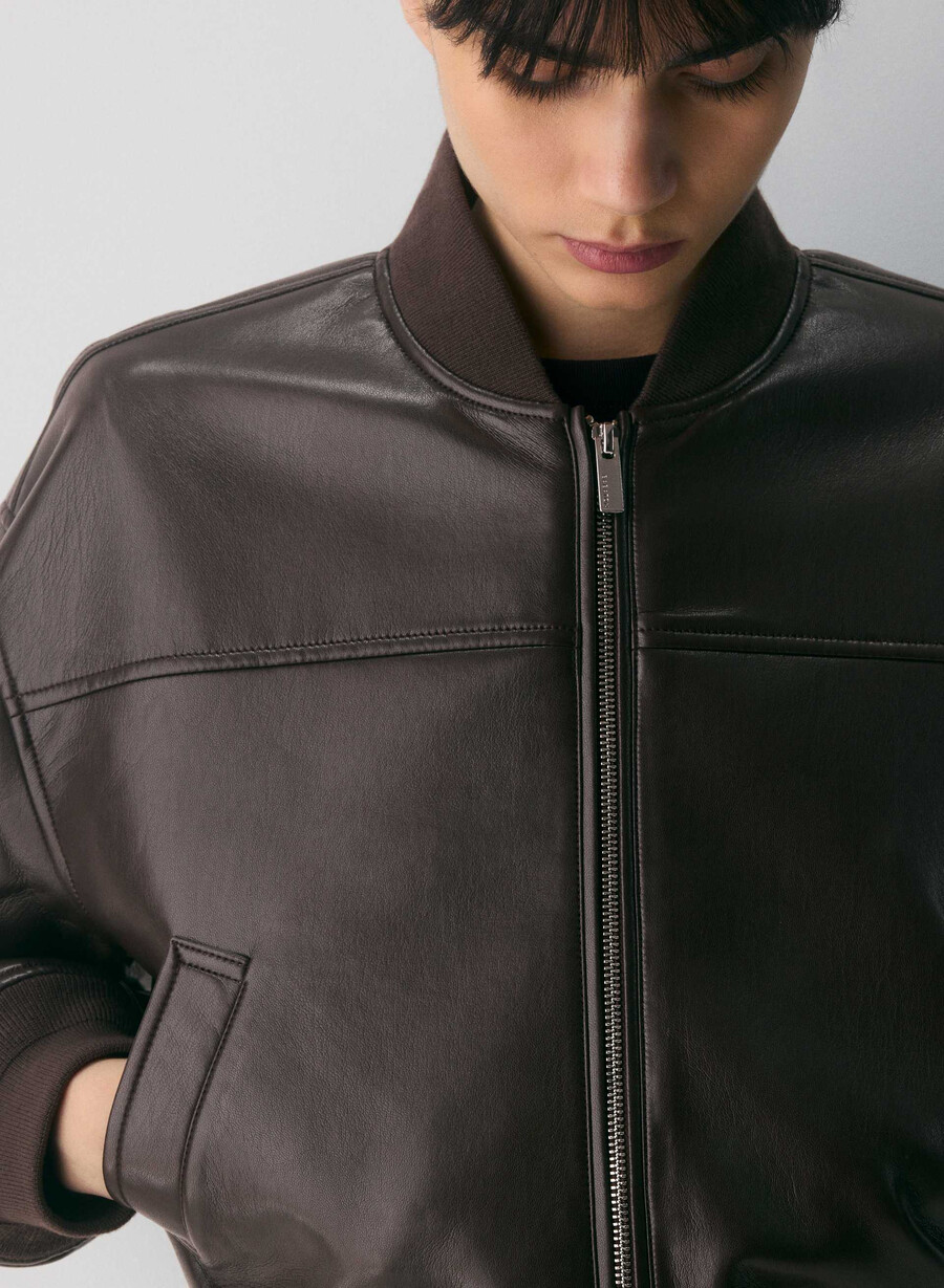 synergy bomber - unreal leather rich mocha brown