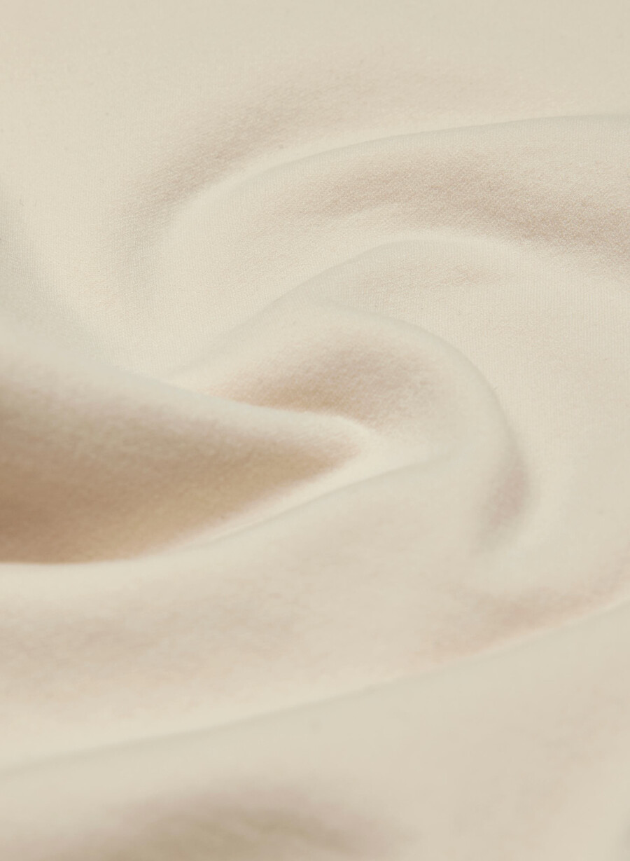 shapeenhance seamless full-bum bodysuit sand