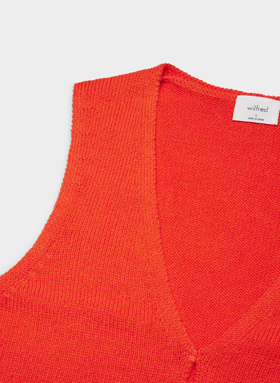 basque sweater vest poppy red