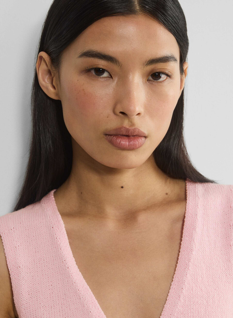 basque sweater vest villa pink