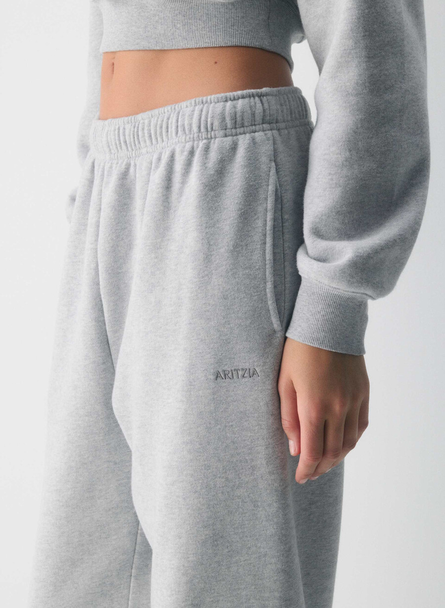 cozy sweatfleece mega jogger heather chrome