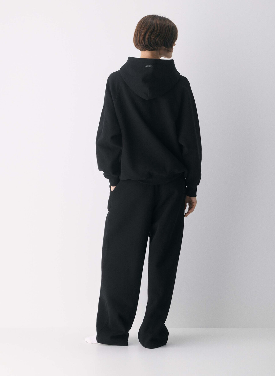 cozy sweatfleece mega raglan hoodie black