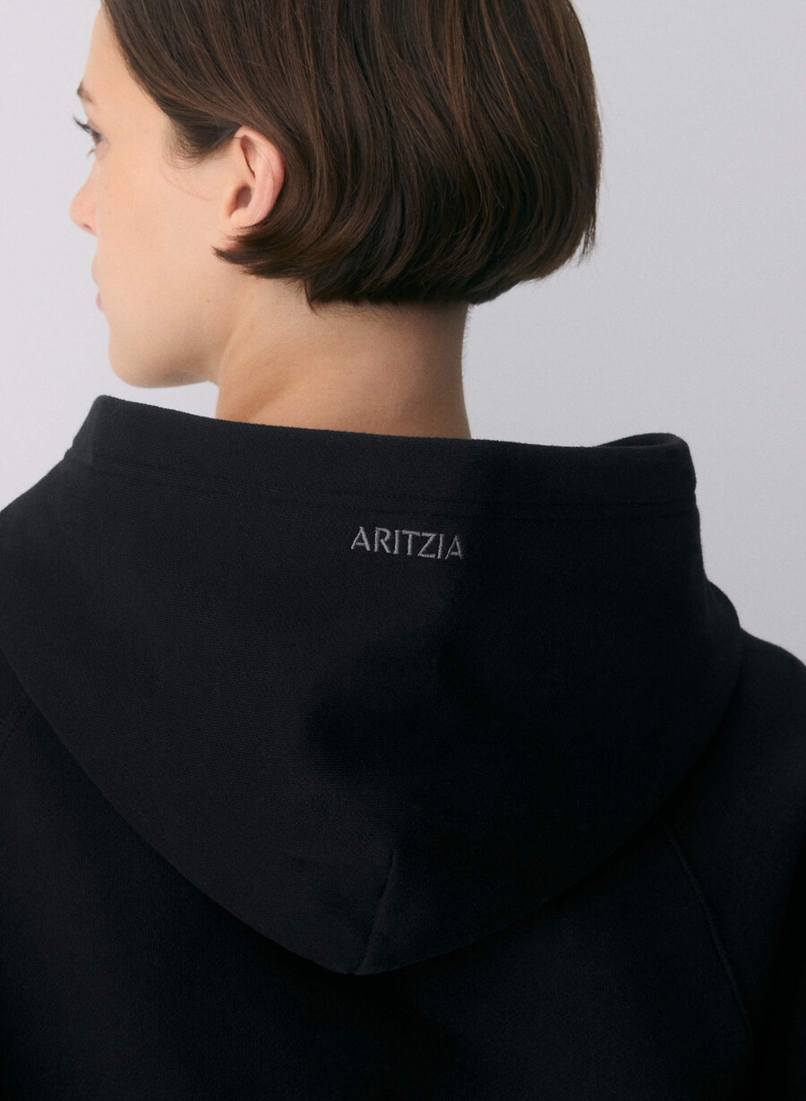 cozy sweatfleece mega raglan hoodie black
