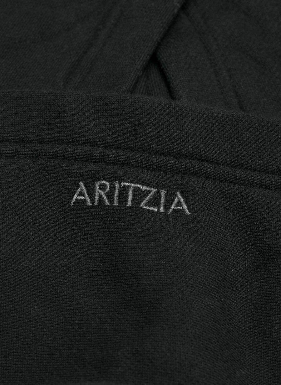 cozy sweatfleece mega raglan hoodie black