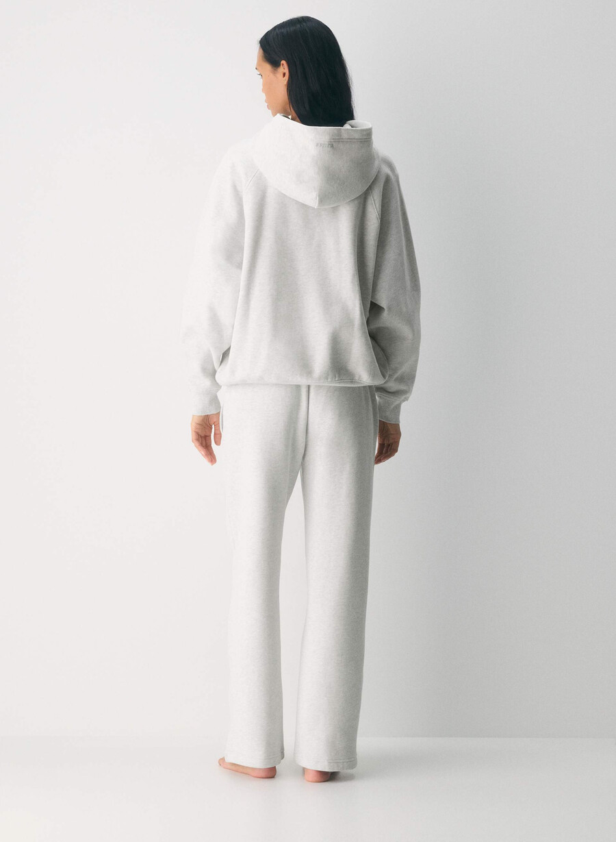 cozy sweatfleece boyfriend wide sweatpant heather cloud white