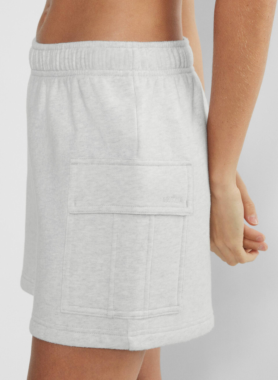 cozy sweatfleece mega cargo mid-thigh short heather cloud white