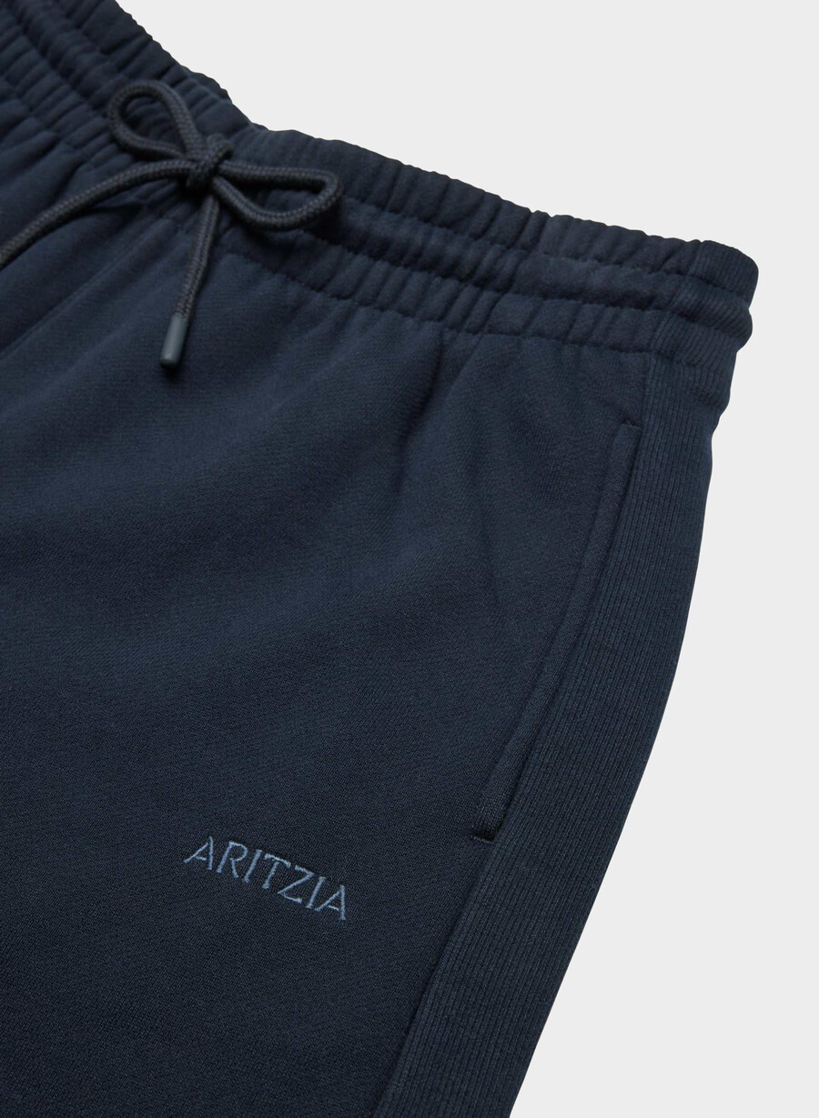 cozy sweatfleece boyfriend mid-thigh short admiral