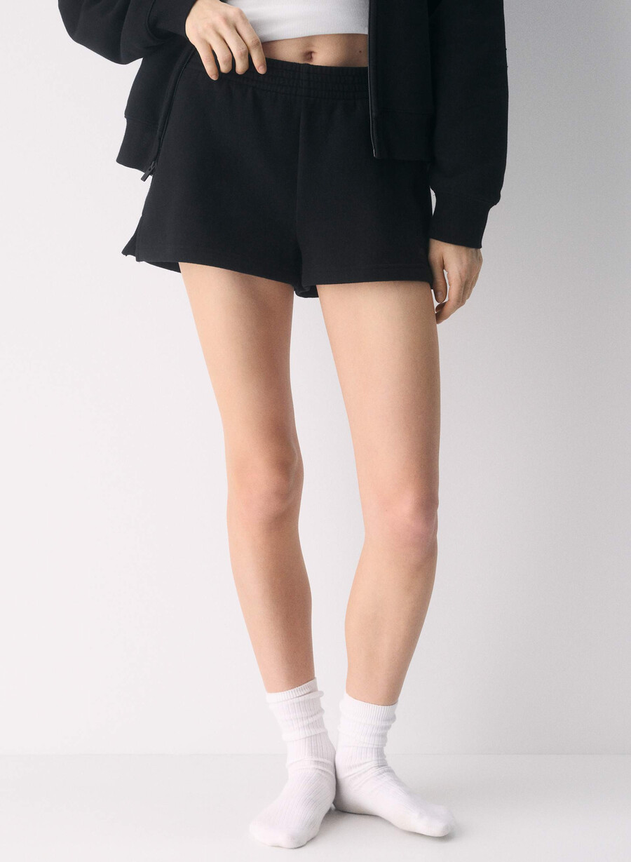 cozy sweatfleece perfect micro short black