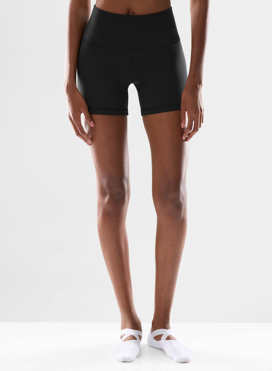 butter cheeky hi-rise 5 short black
