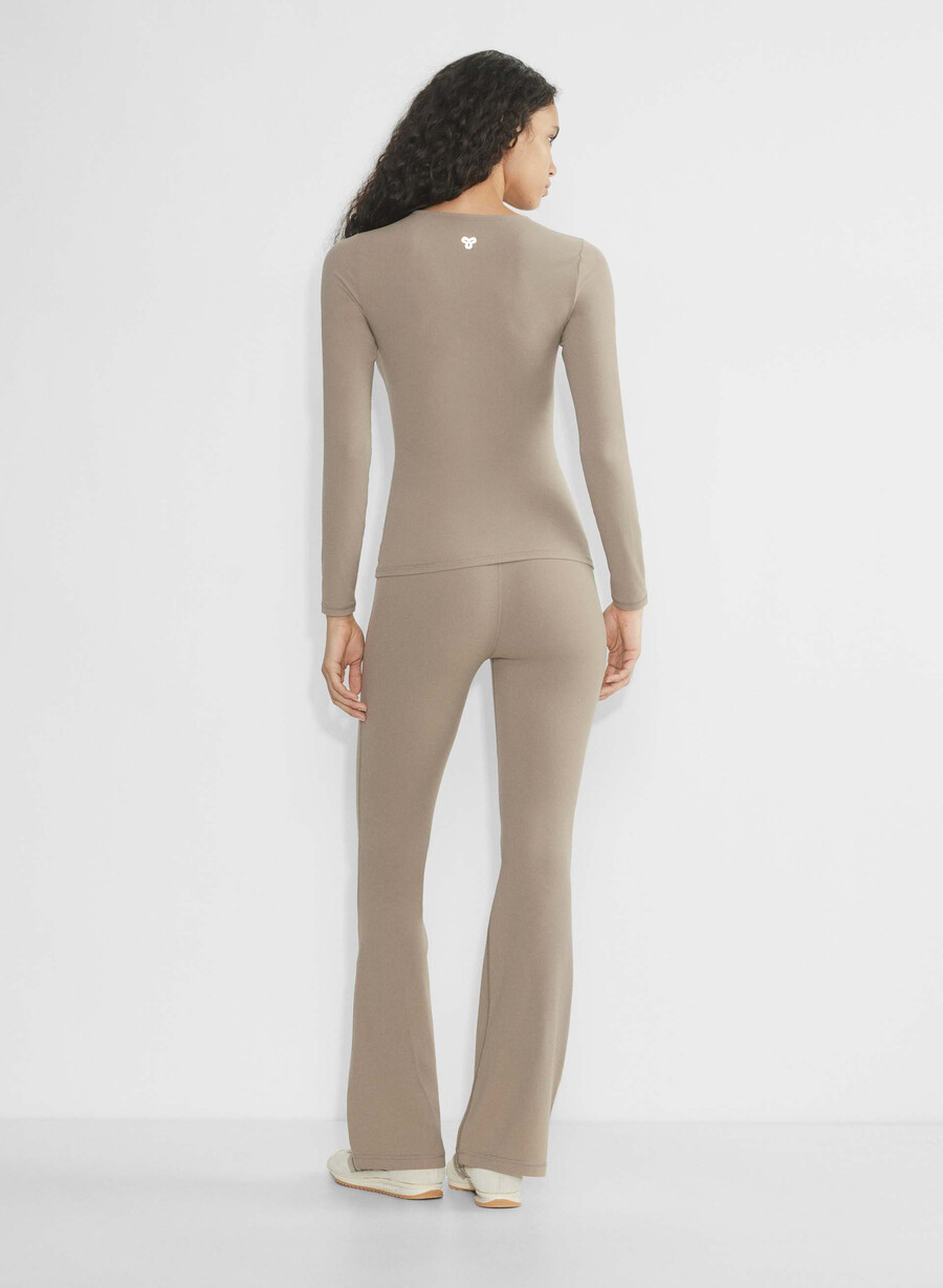 butter cheeky hi-rise flare legging nomad taupe