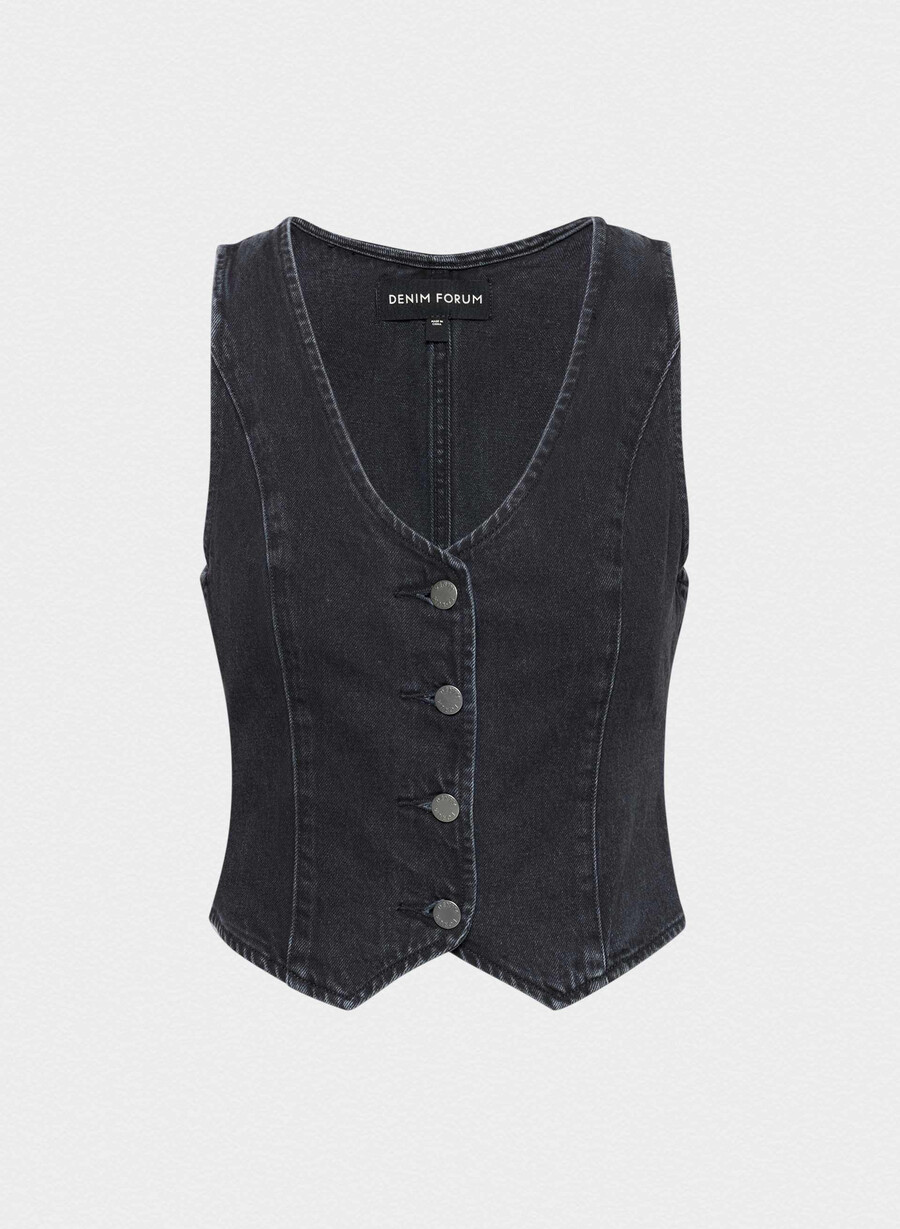 denim forum the 90s mia denim vest black eyeliner