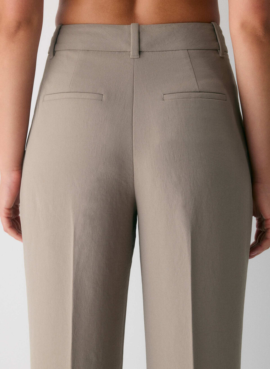 the effortless pant curve-fit - crepette nomad taupe