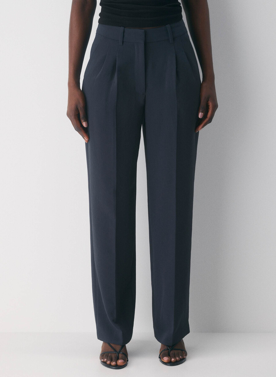 the effortless pant curve-fit - crepette dark night navy