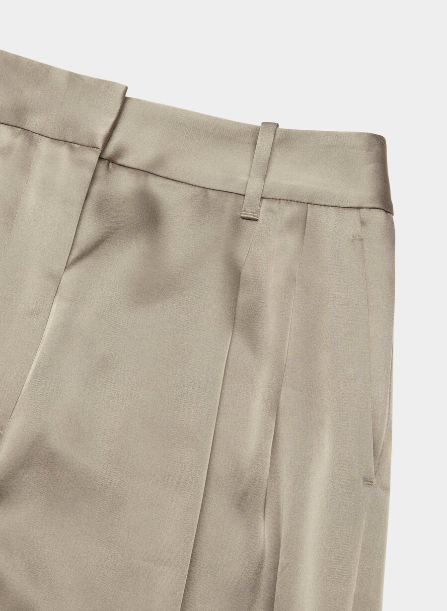 the effortless pant satin nomad taupe