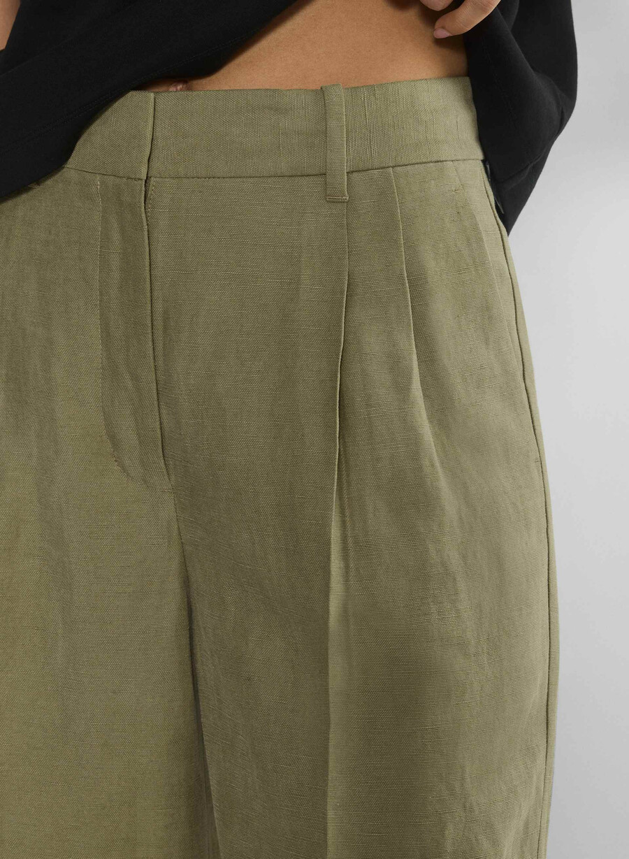 the effortless pant cropped - cruiselinen sundried olive