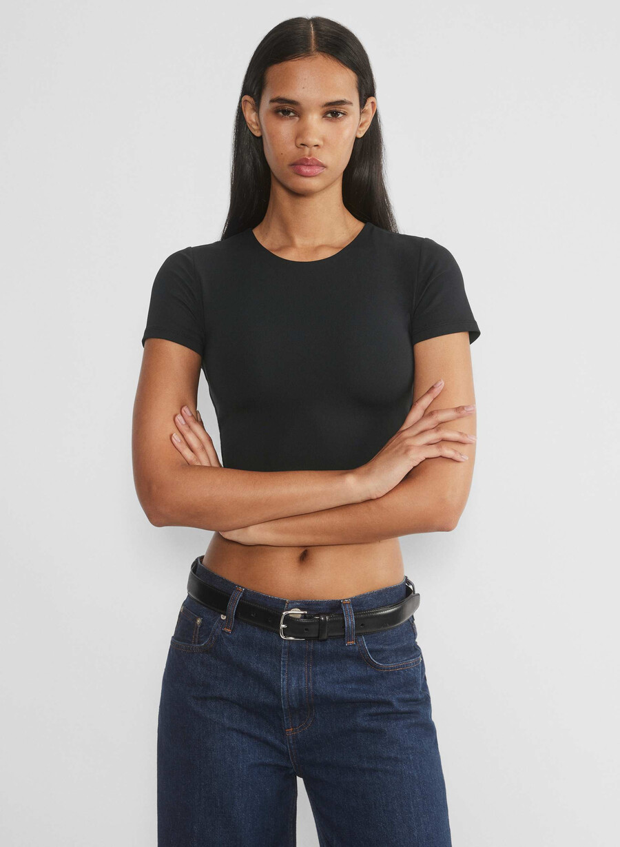 original contour crew cropped t-shirt black