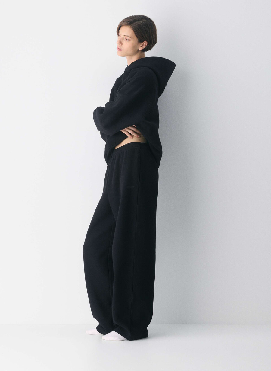 cozy sweatfleece boyfriend barrel sweatpant black