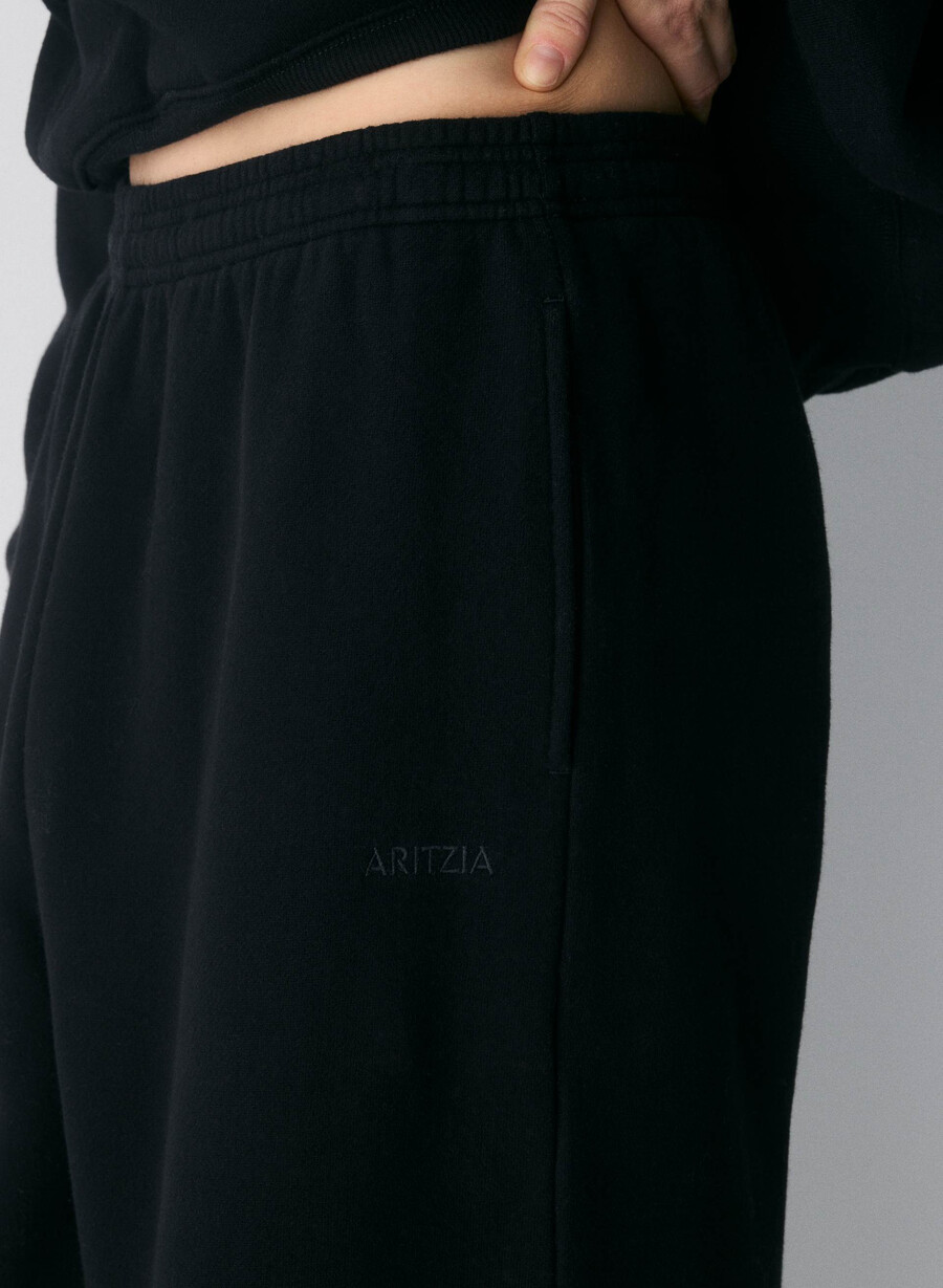 cozy sweatfleece boyfriend barrel sweatpant black