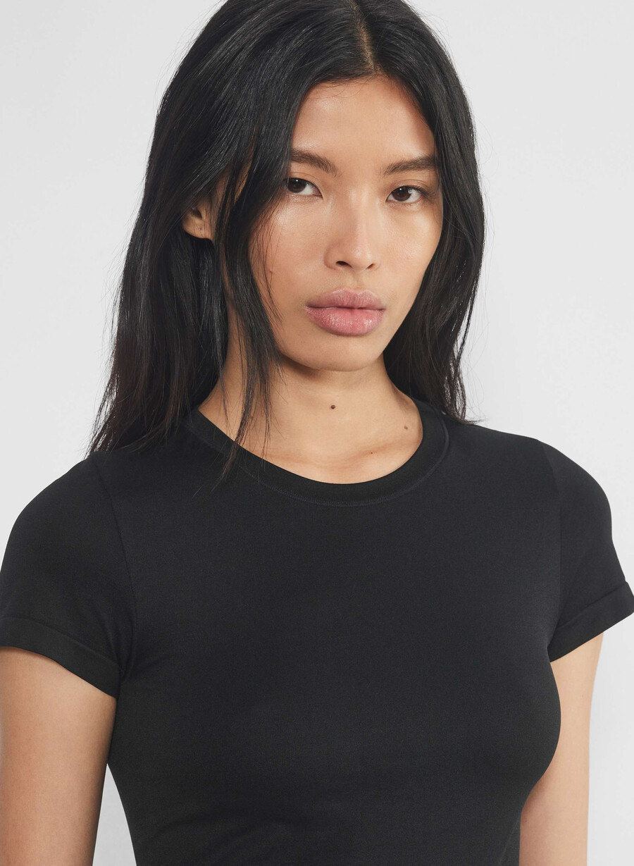 smooth seamless willow t-shirt black
