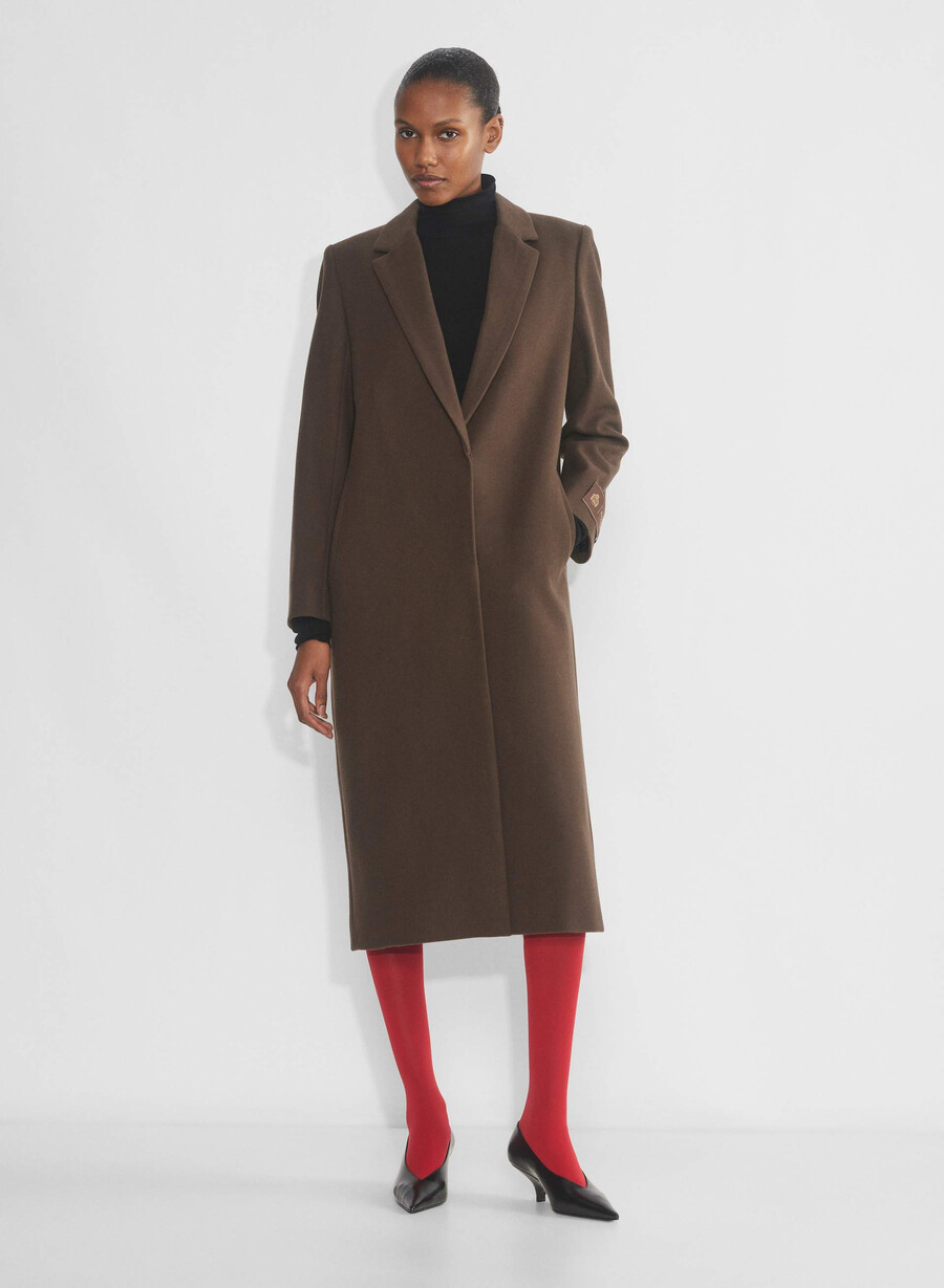 everyday semi-sheer tights flashing red