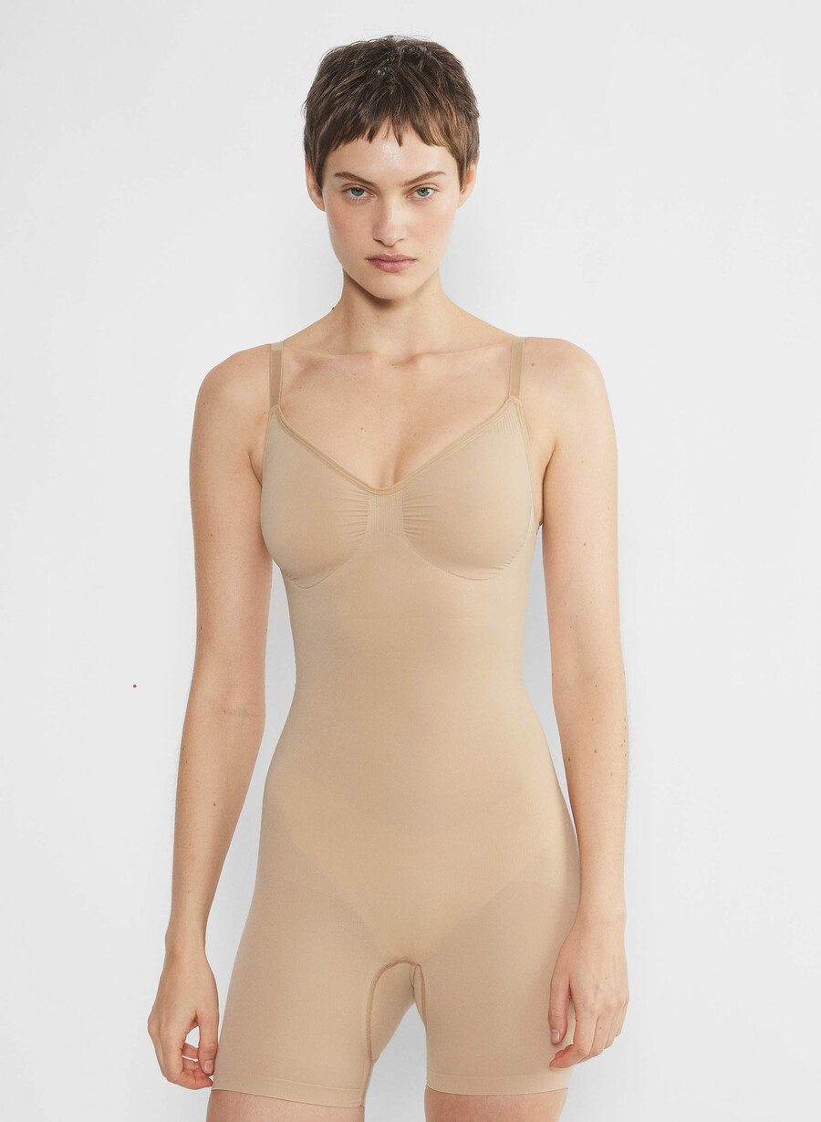 shapeenhance seamless mid-thigh bodysuit soft tan