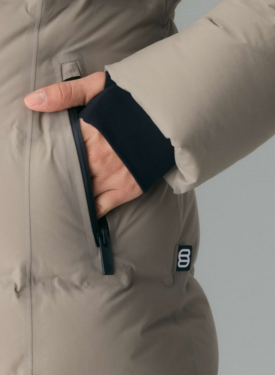the supersnug puff₂o mid - rainstop modern taupe