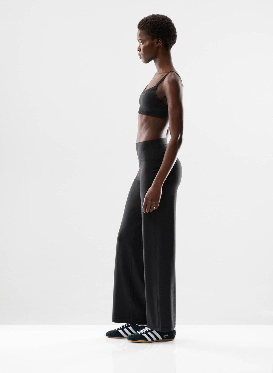 butter asana pant black