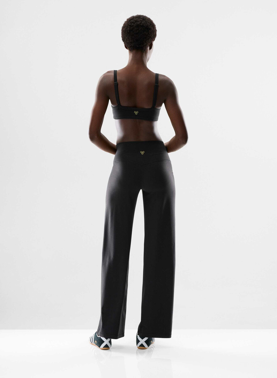 butter asana pant black