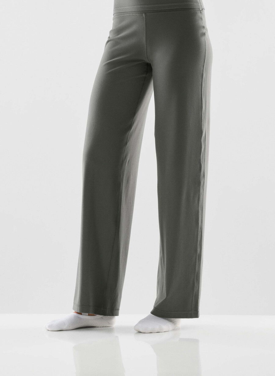 butter asana pant coal grey