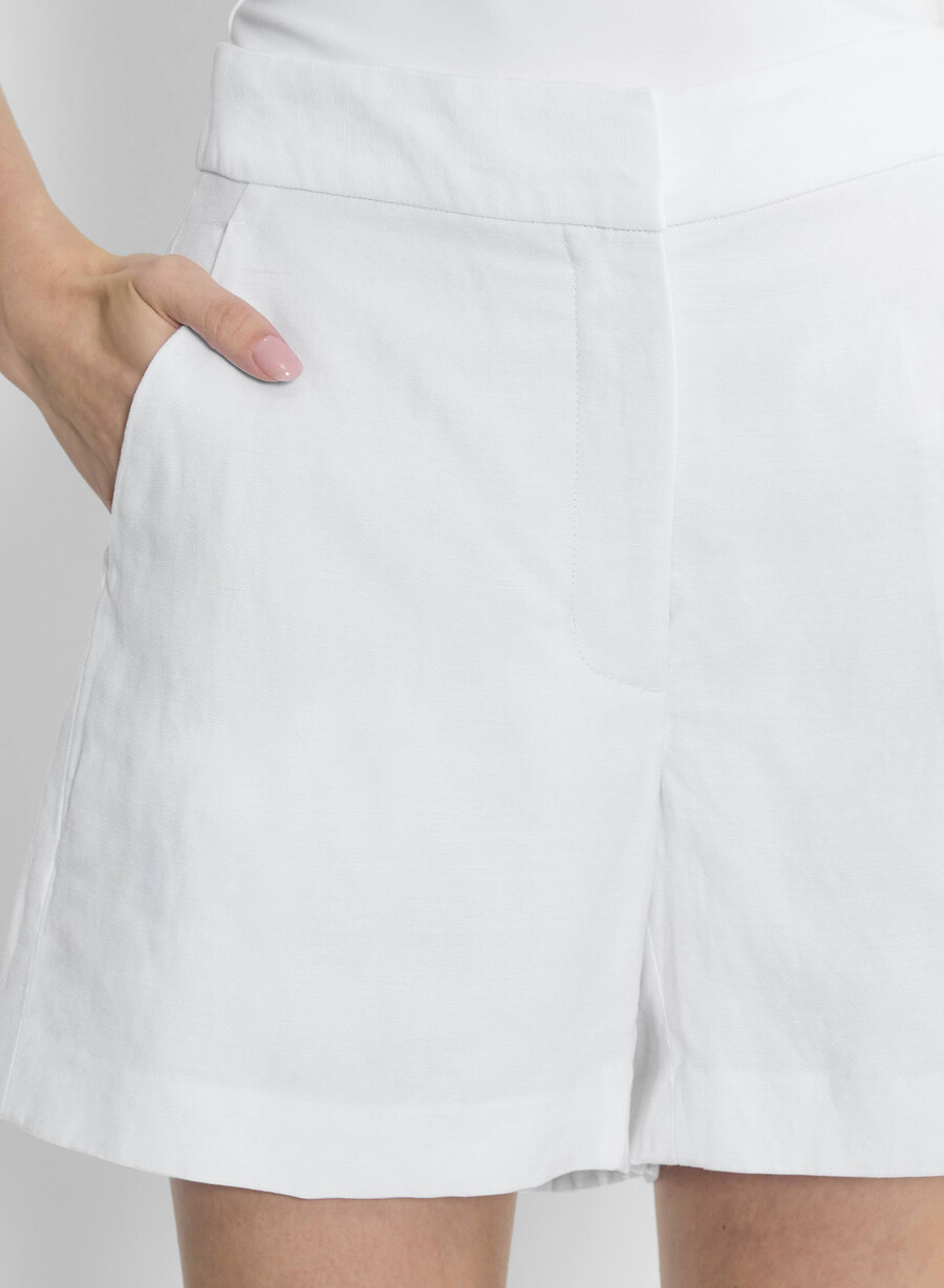 the limitless short mid-thigh - cruiselinen white