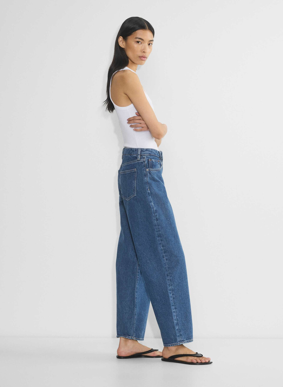 denim forum kai relaxed mid-rise barrel jean no-stress medium blue