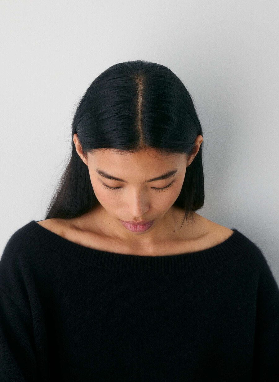 essential cashmere nuance sweater black