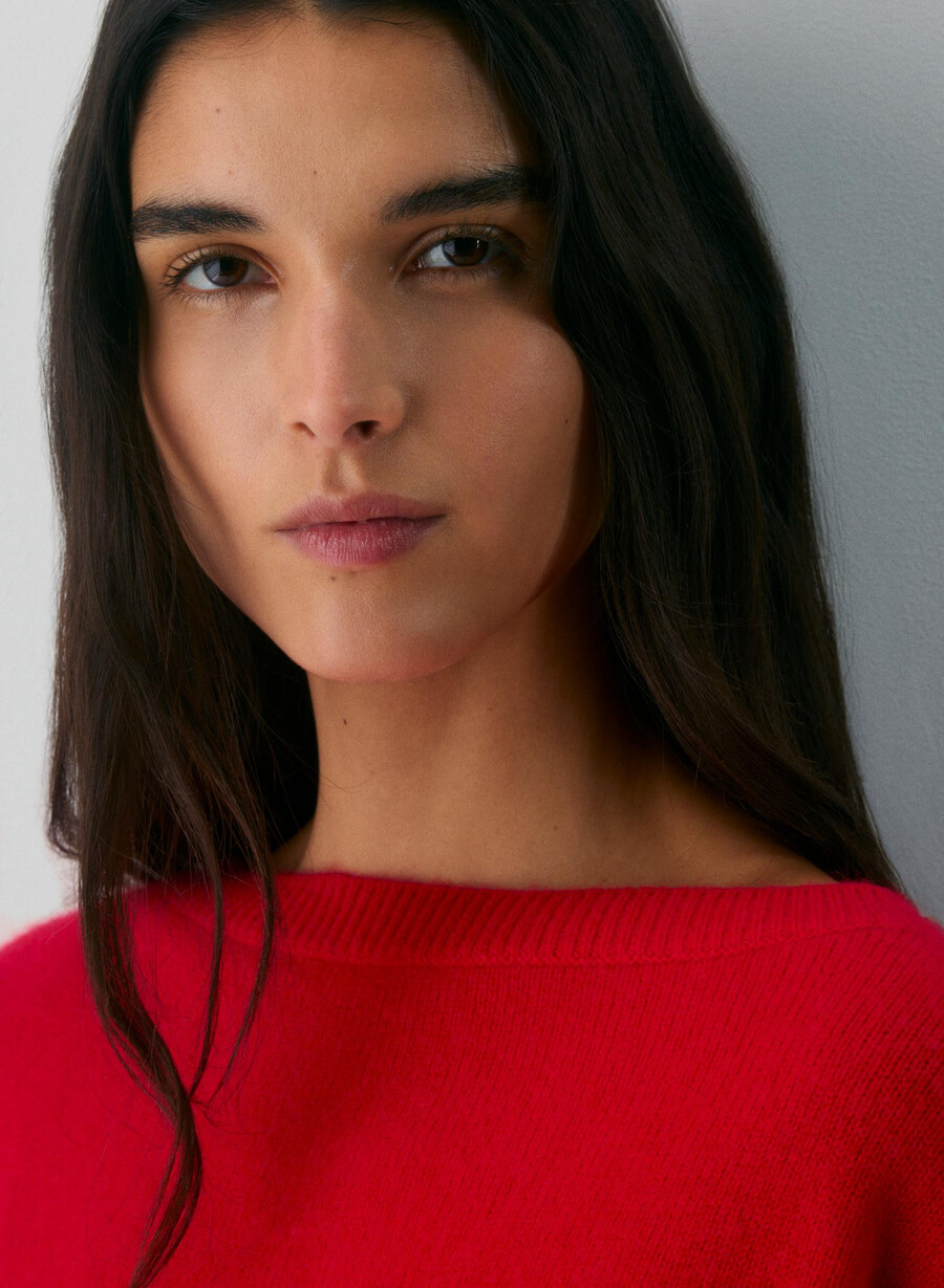 essential cashmere nuance sweater flashing red