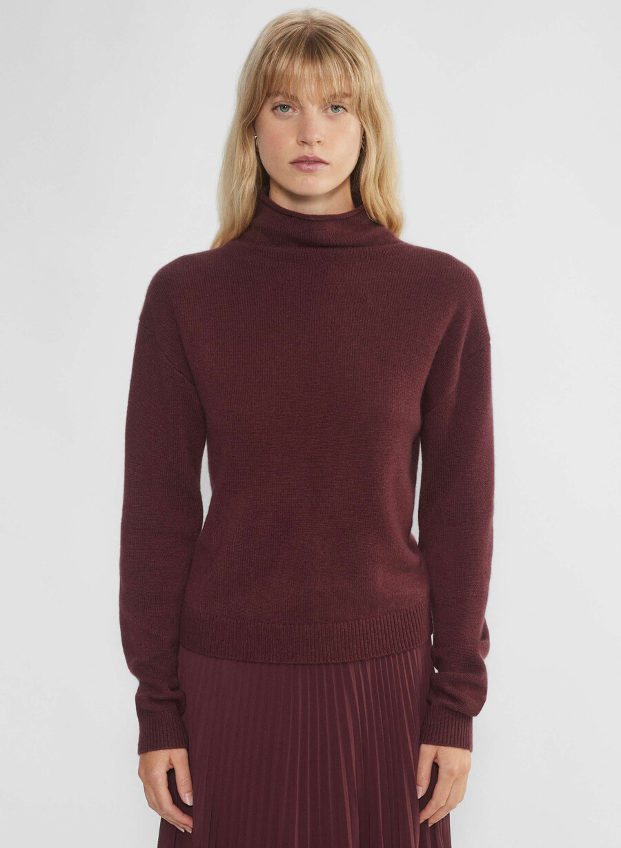 cashmere mockneck sweater sumac burgundy