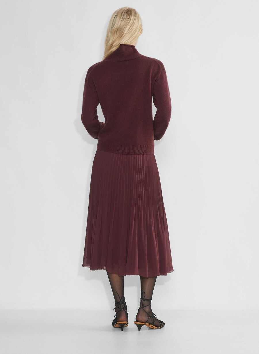 cashmere mockneck sweater sumac burgundy