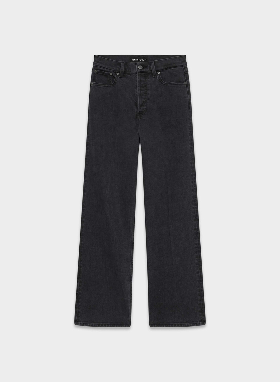 denim forum the arlo hi-rise straight jean black eyeliner