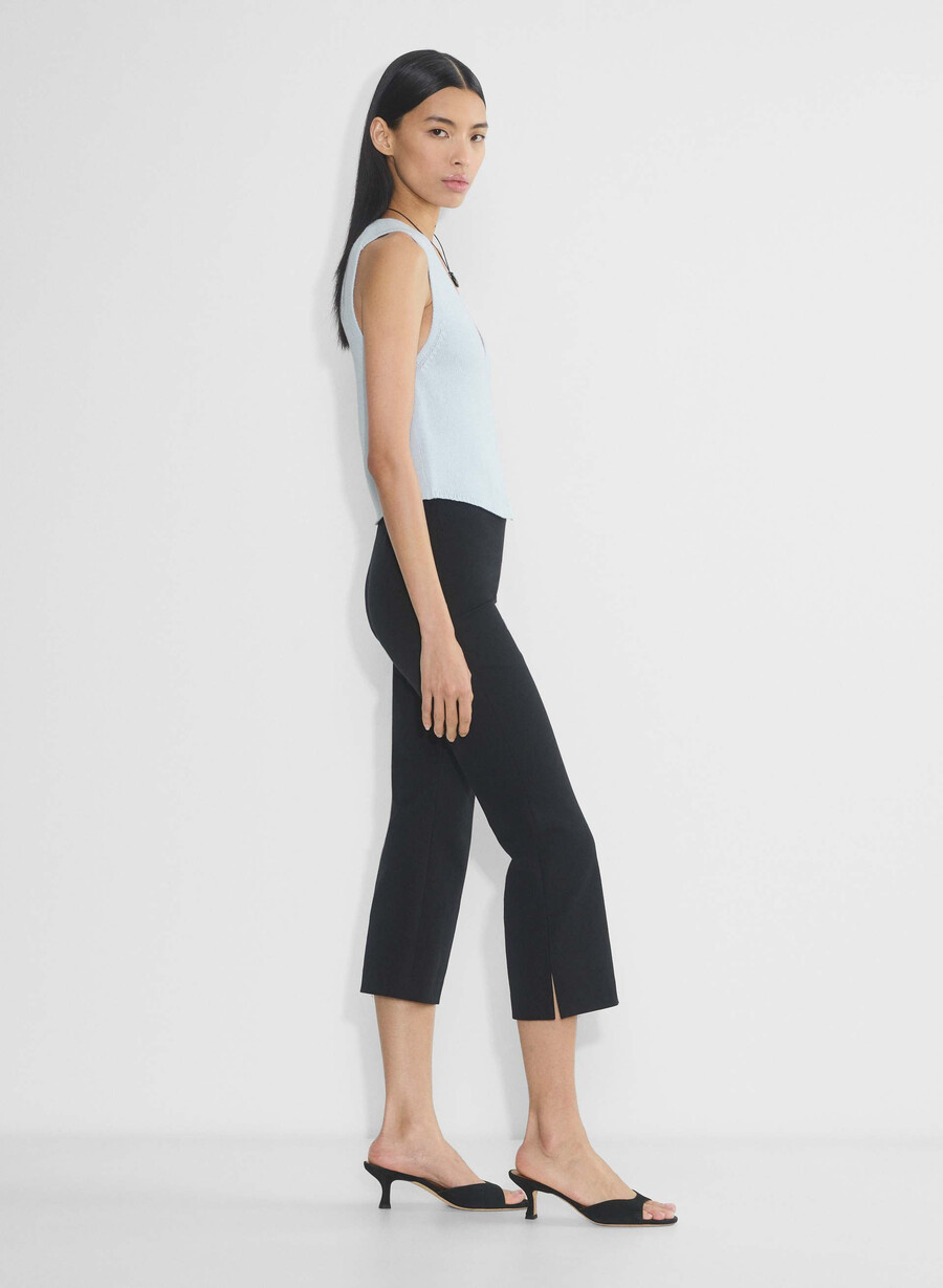 basque sweater vest glimmer