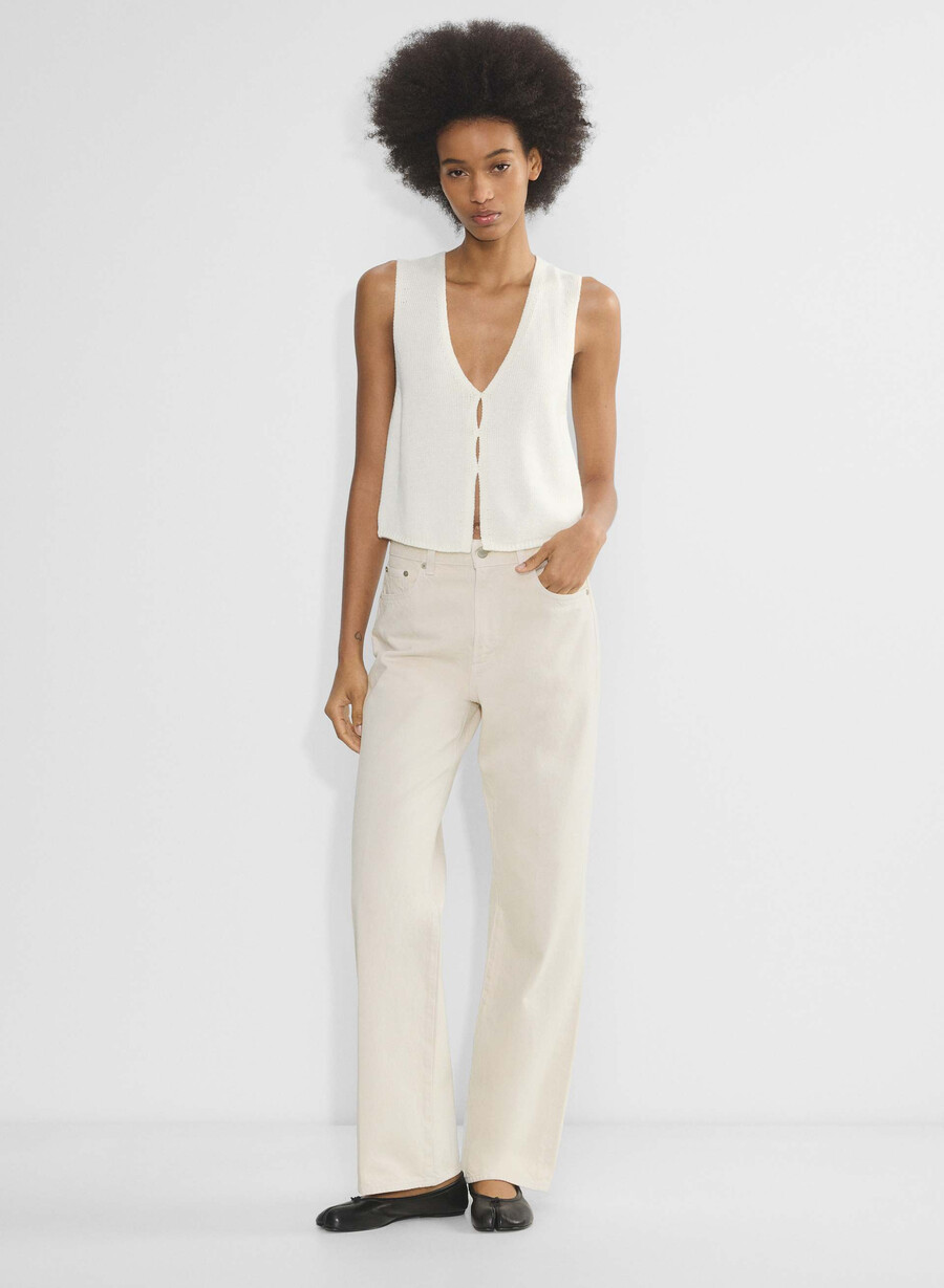 basque sweater vest light birch