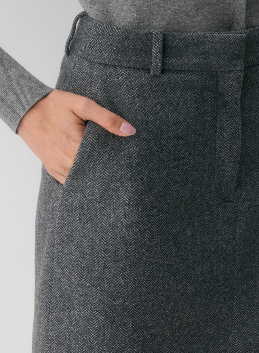 chisel skirt - precision wool chaney blackgrey