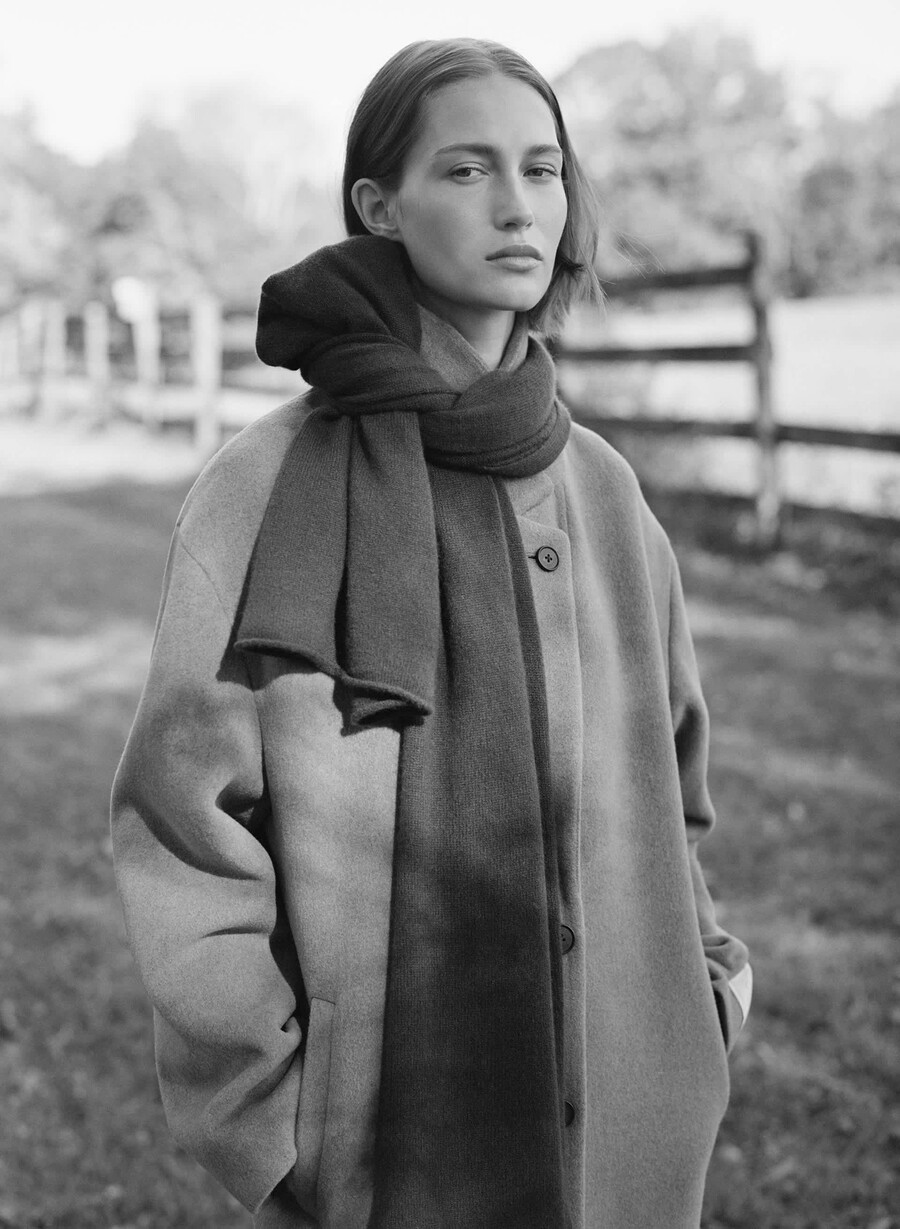 cashmere cuffed tech gloves whisper white