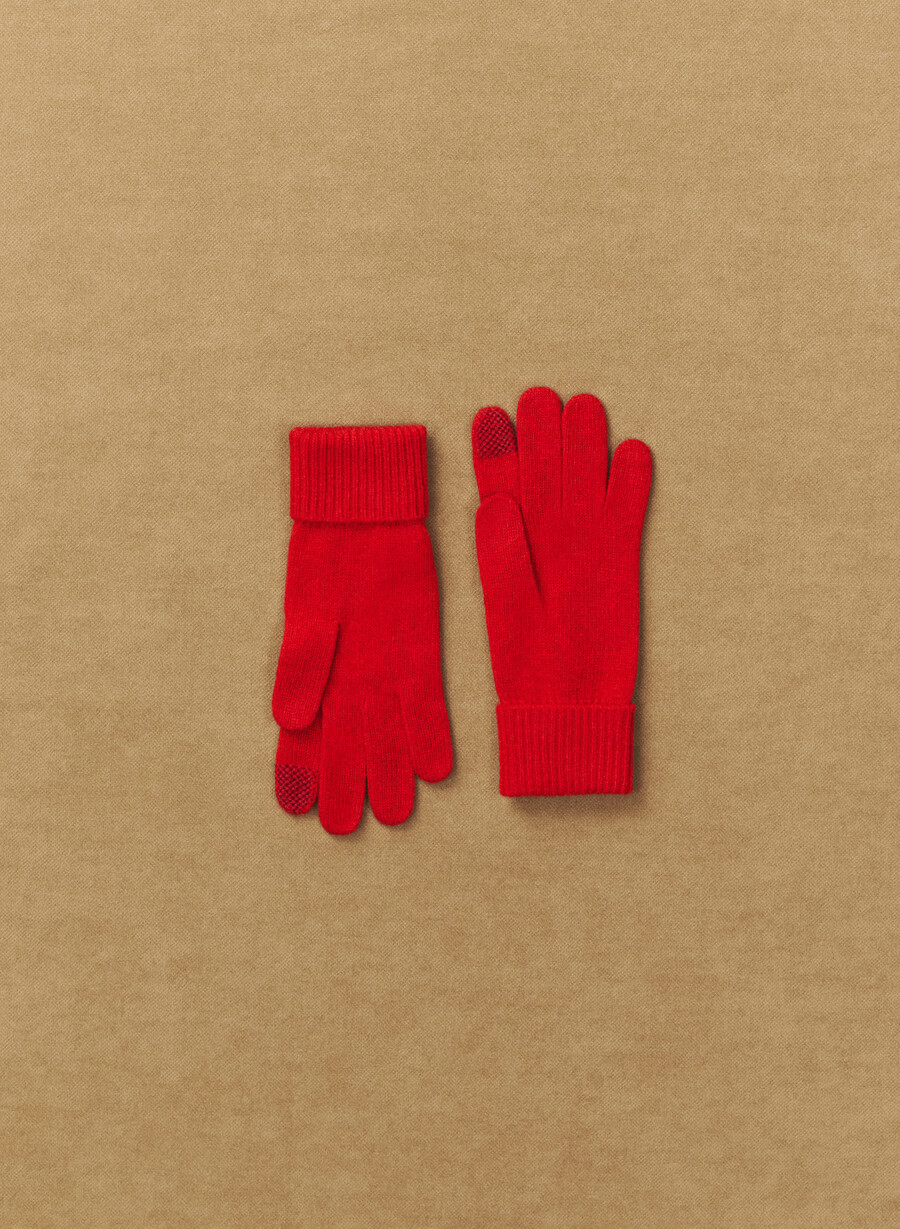 cashmere cuffed tech gloves flashing red