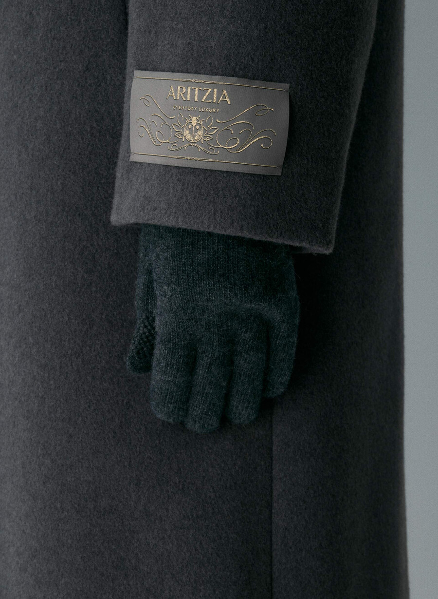 cashmere cuffed tech gloves heather charcoal
