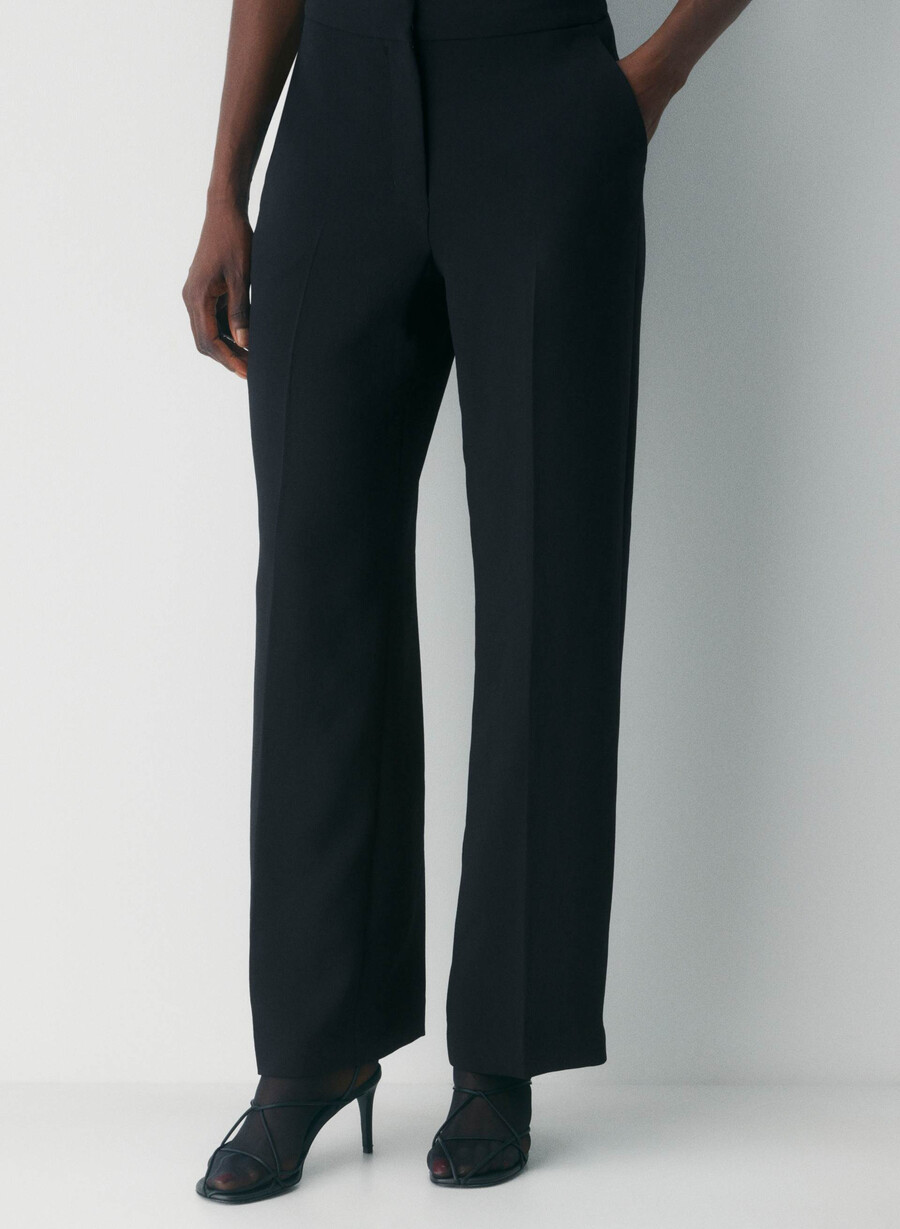 the limitless pant curve-fit - crepette black